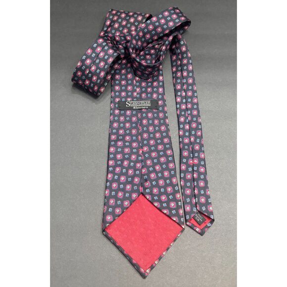 Vintage Handmade “Statesman by Thornes” Silk Medallion Tie – Navy / Red - Picture 2 of 4